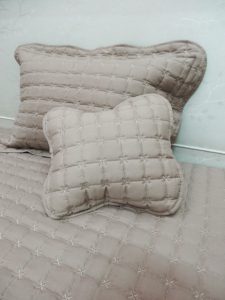 Луксозно шалте за легло – Капучино